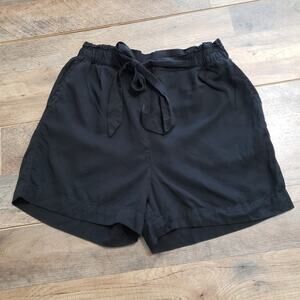 &Denim Black High Rise Waisted Belted Pocket Shorts Size 2 by H&M
